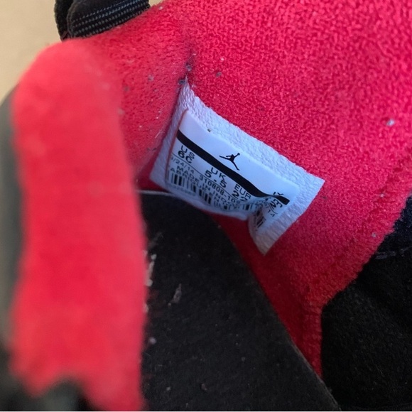 Toddler Retro Jordan 10s size 6 - Picture 9 of 14